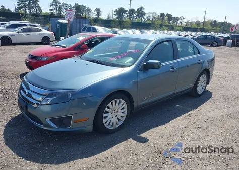 2012 Ford Fusion Hybrid from USA, damaged, VIN 3FADP0L33CR251754